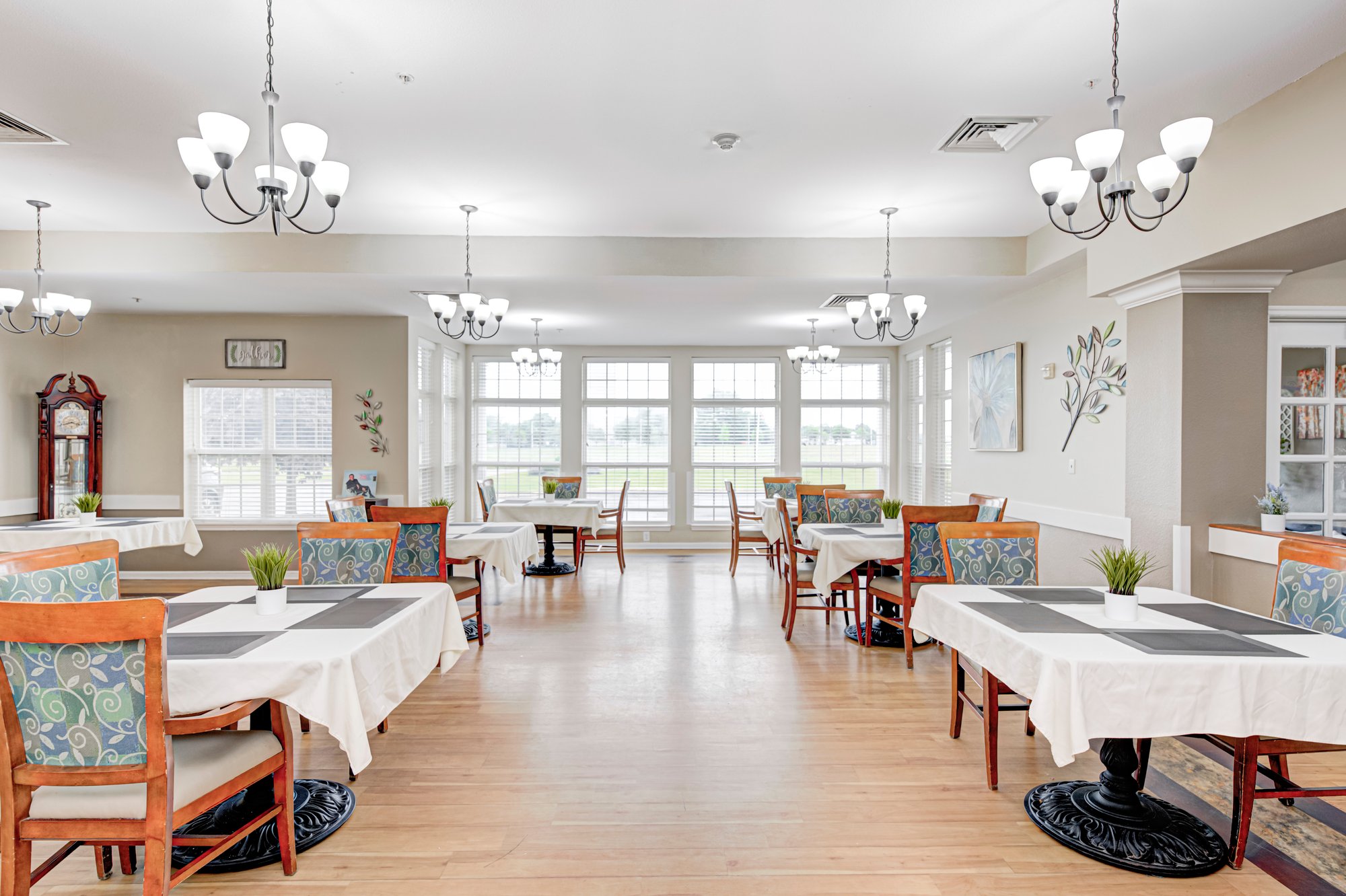 DGPL-AL-dining room-009
