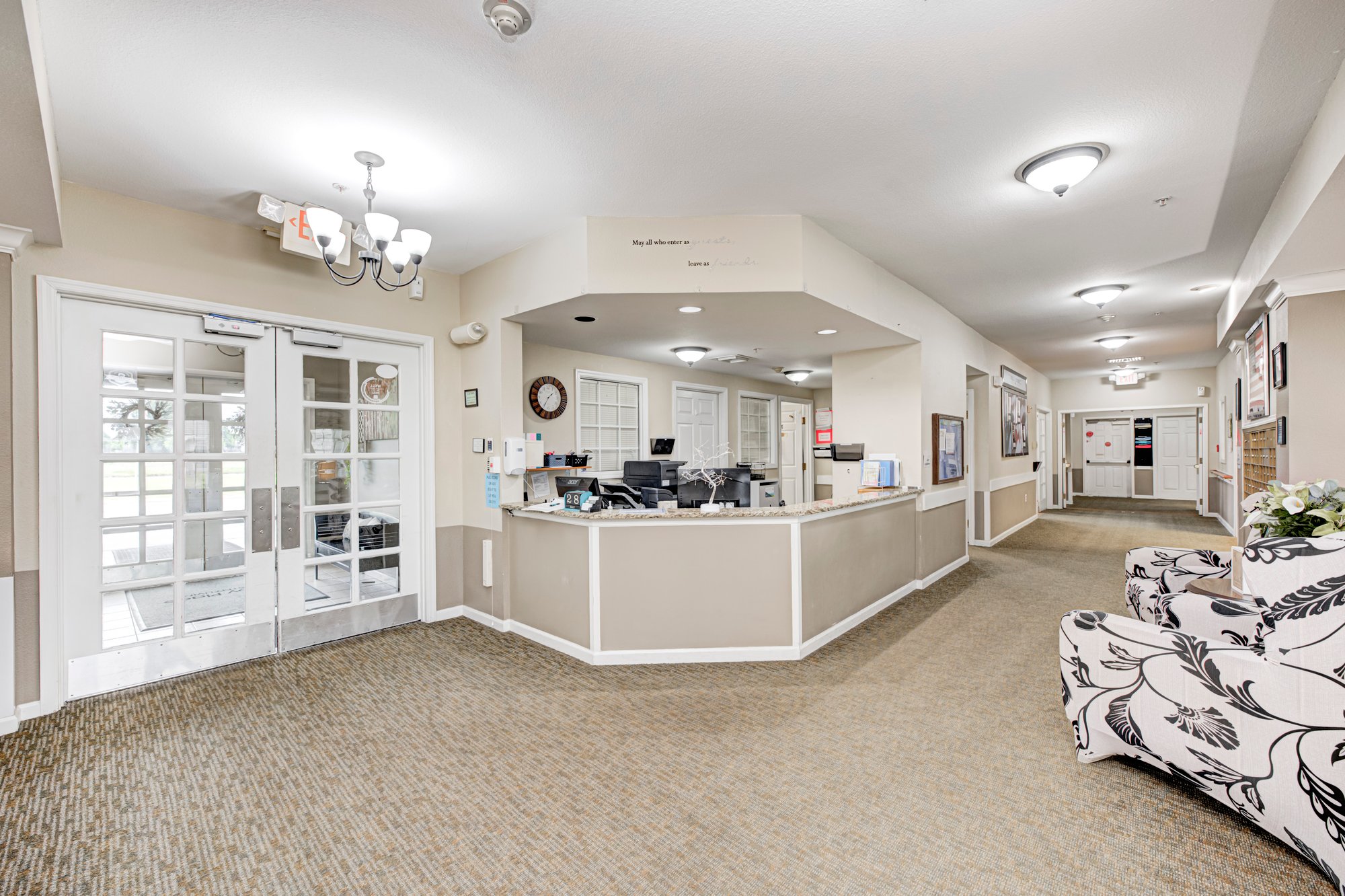 DGPL-AL-lobby-002