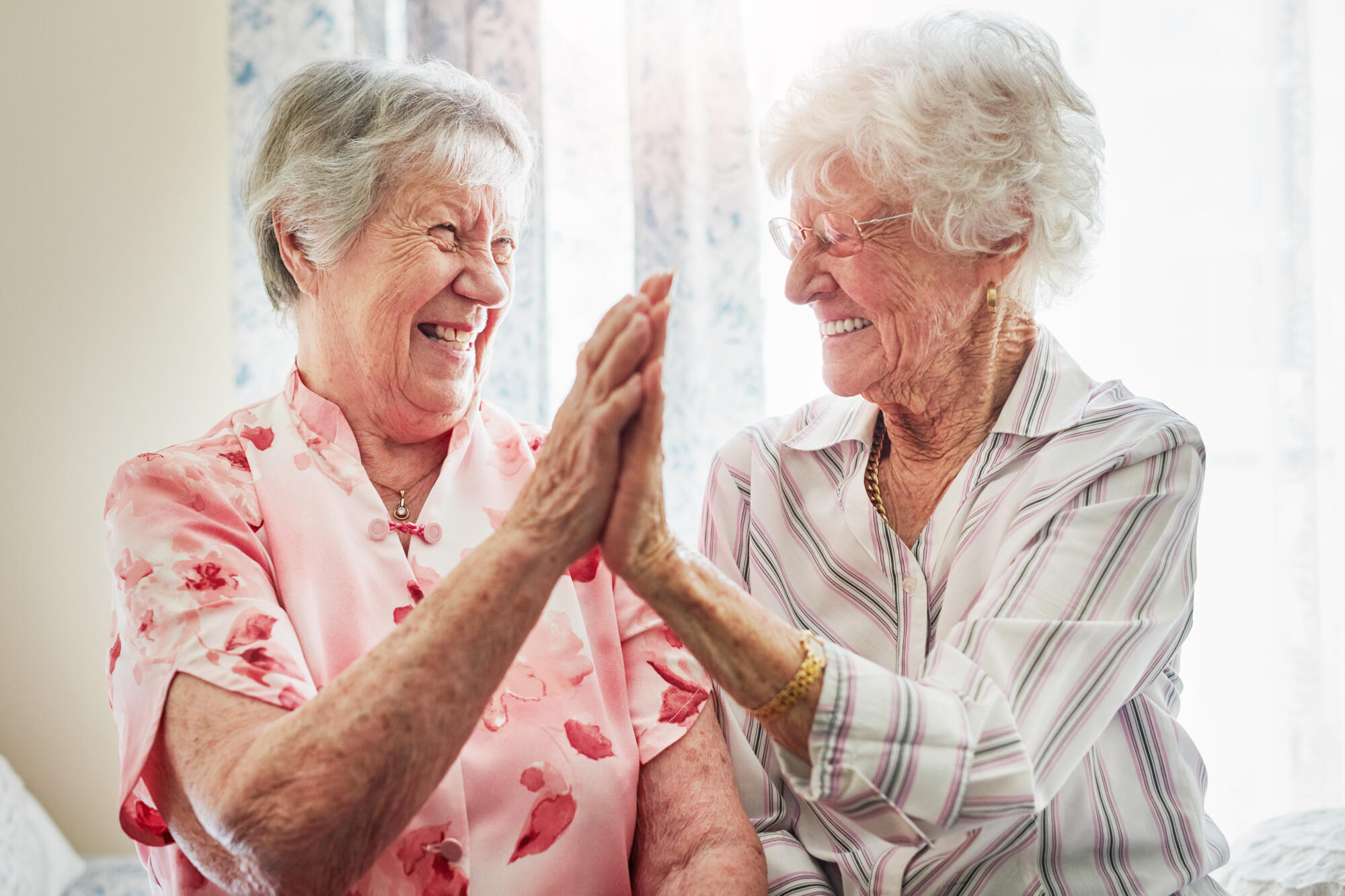 How Senior Living in Lafayette, Indiana Connects Residents